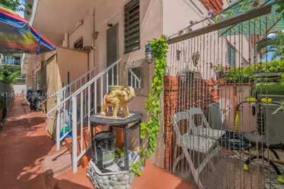 7840 Harding #1, Miami Beach, FL 33141 - Photo 24