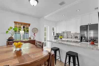 6387 SW 42nd, South Miami, FL 33155 - Photo 8