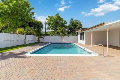 913 SW 49th, Plantation, FL 33317 - Photo 24