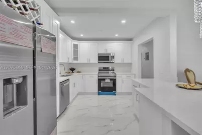 741 NE 8th, Pompano Beach, FL 33060 - Photo 8
