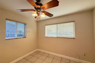 4585 E 9th, Hialeah, FL 33013 - Photo 12