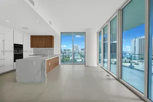 1400 Biscayne, Miami, FL 33132 - Photo 4