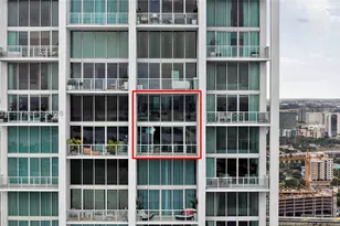 1040 Biscayne, Miami, FL 33132 - Photo 2
