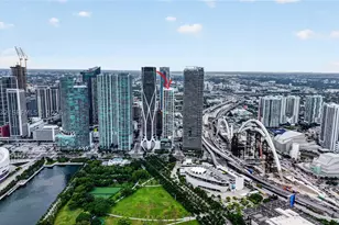 1040 Biscayne, Miami, FL 33132 - Photo 34
