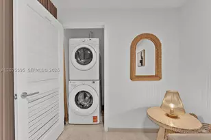 88 SW 7th, Miami, FL 33130 - Photo 24