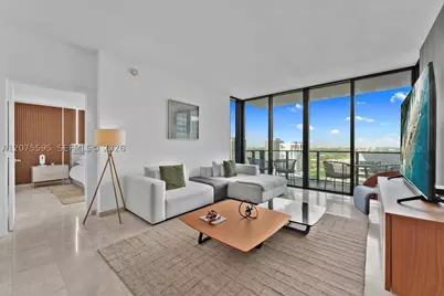 88 SW 7th #2204, Miami, FL 33130 - Photo 4