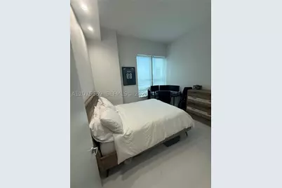 951 Brickell #4105, Miami, FL 33131 - Photo 14