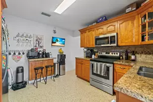 1136 NW 34th, Miami, FL 33125 - Photo 10