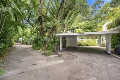 3024 Day #3024, Miami, FL 33133 - Photo 2