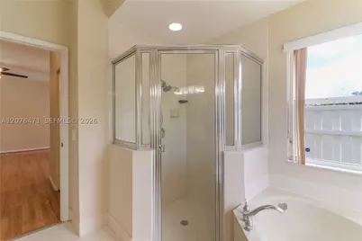 10256 NW 53rd, Coral Springs, FL 33076 - Photo 16