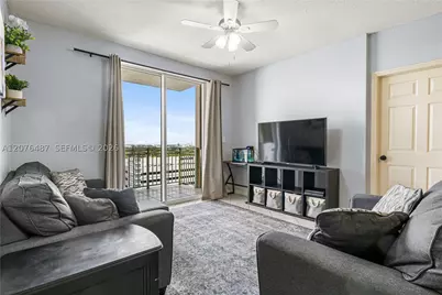 3500 Coral #1404, Miami, FL 33145 - Photo 2