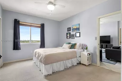 3500 Coral #1404, Miami, FL 33145 - Photo 6