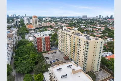 3500 Coral #1404, Miami, FL 33145 - Photo 14