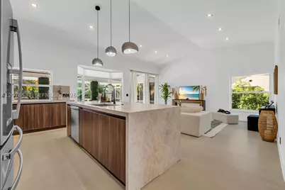 11834 Island Lakes, Boca Raton, FL 33498 - Photo 2