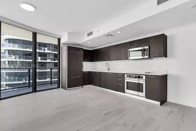 45 SW 9th #1706, Miami, FL 33130 - Photo 12