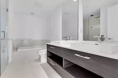 45 SW 9th #1706, Miami, FL 33130 - Photo 18