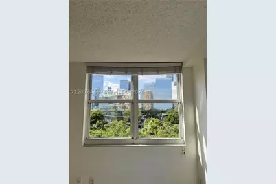 770 Claughton Island #601, Miami, FL 33131 - Photo 28