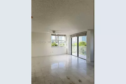 770 Claughton Island #601, Miami, FL 33131 - Photo 6