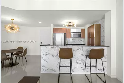 300 S Biscayne #T-3407, Miami, FL 33131 - Photo 4