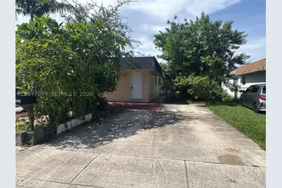 5715 Hayes #5715, Hollywood, FL 33021 - Photo 2