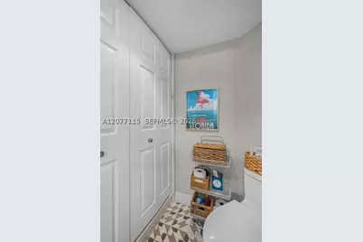 3500 Mystic Pointe #604, Aventura, FL 33180 - Photo 12