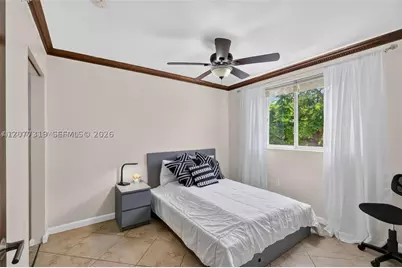 1060 NW 7th #205, Miami, FL 33136 - Photo 16