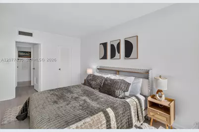 1000 West #509, Miami Beach, FL 33139 - Photo 8