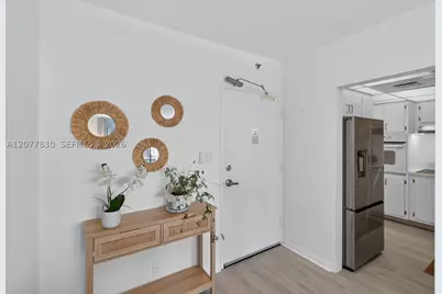 1000 West #509, Miami Beach, FL 33139 - Photo 12