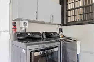 2485 NE 214th, Miami, FL 33180 - Photo 32