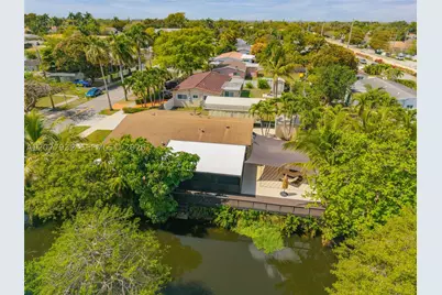 2485 NE 214th, Miami, FL 33180 - Photo 46