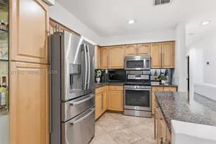 2485 NE 214th, Miami, FL 33180 - Photo 12