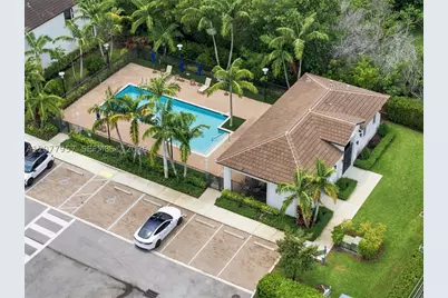 156 SW 185th, Pembroke Pines, FL 33029 - Photo 32