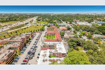 2441 NW 13th #67, Miami, FL 33125 - Photo 36