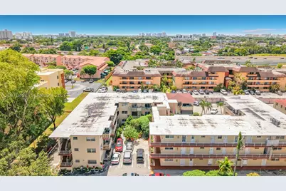 2441 NW 13th #67, Miami, FL 33125 - Photo 6