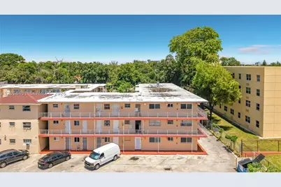 2441 NW 13th #67, Miami, FL 33125 - Photo 12