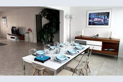 2424 SE 9th #2424, Pompano Beach, FL 33062 - Photo 12