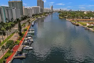 5225 Collins, Miami Beach, FL 33140 - Photo 18