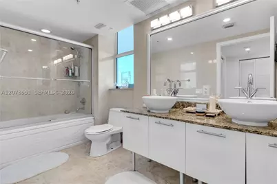 41 SE 5th #1117, Miami, FL 33131 - Photo 26