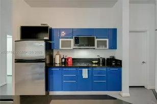 253 NE 2nd, Miami, FL 33132 - Photo 4