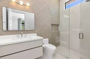 51 Isla Bahia, Fort Lauderdale, FL 33316 - Photo 44