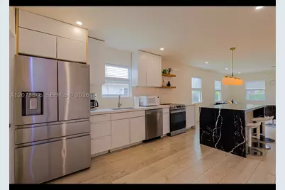 1332 NE 5th #1, Fort Lauderdale, FL 33304 - Photo 12