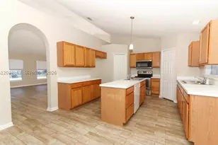 330 Kingfish, Poinciana, FL 34759 - Photo 4
