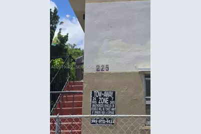 225 NW 17th #4, Miami, FL 33136 - Photo 2