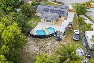 8330 NW 3rd, Pembroke Pines, FL 33024 - Photo 28