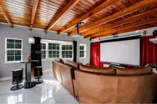 8330 NW 3rd, Pembroke Pines, FL 33024 - Photo 16