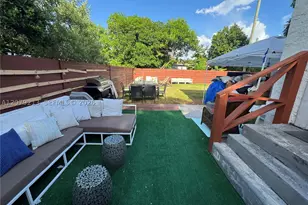 10841 NE 2nd, Miami, FL 33161 - Photo 4
