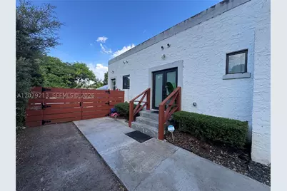10841 NE 2nd, Miami, FL 33161 - Photo 2