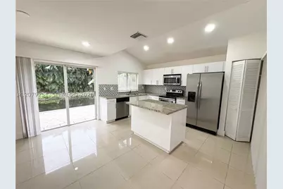 720 NW 132nd, Plantation, FL 33325 - Photo 8