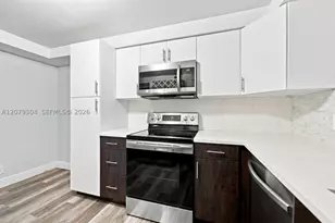 16325 Golf Club, Weston, FL 33326 - Photo 14
