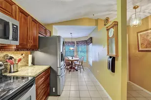 774 SW 120th, Pembroke Pines, FL 33025 - Photo 8